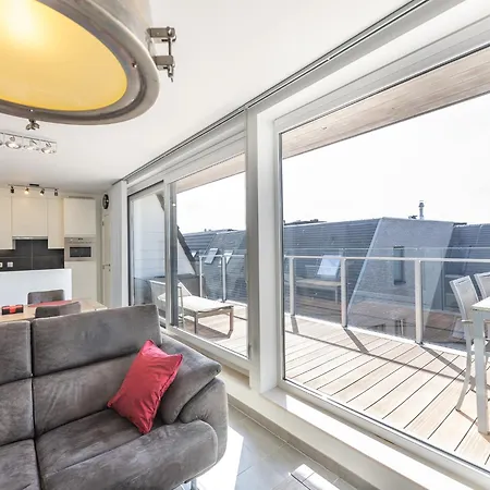 Daire Sunny With Open Terrace