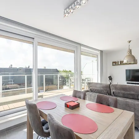 Bright With Sunny Terrace *