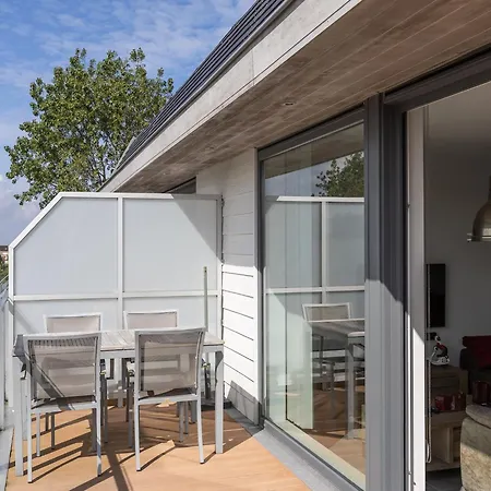Sunny With Open Terrace Daire Middelkerke